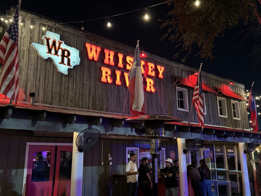 Escena de la visita a Houston