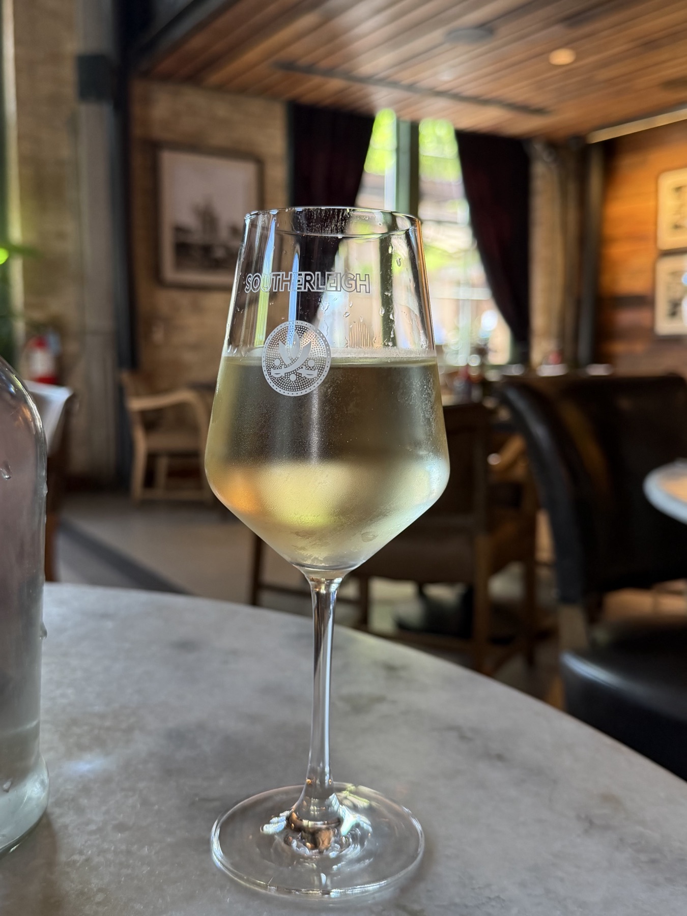 Una copa de vino en Sternewirth